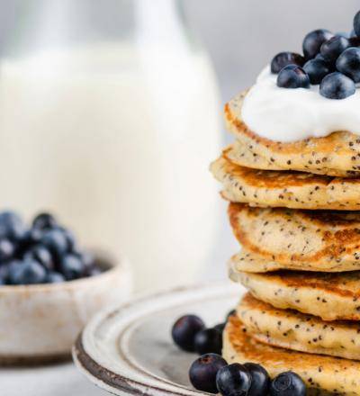 st_pancakes-mit-sauermilch-mohn_header